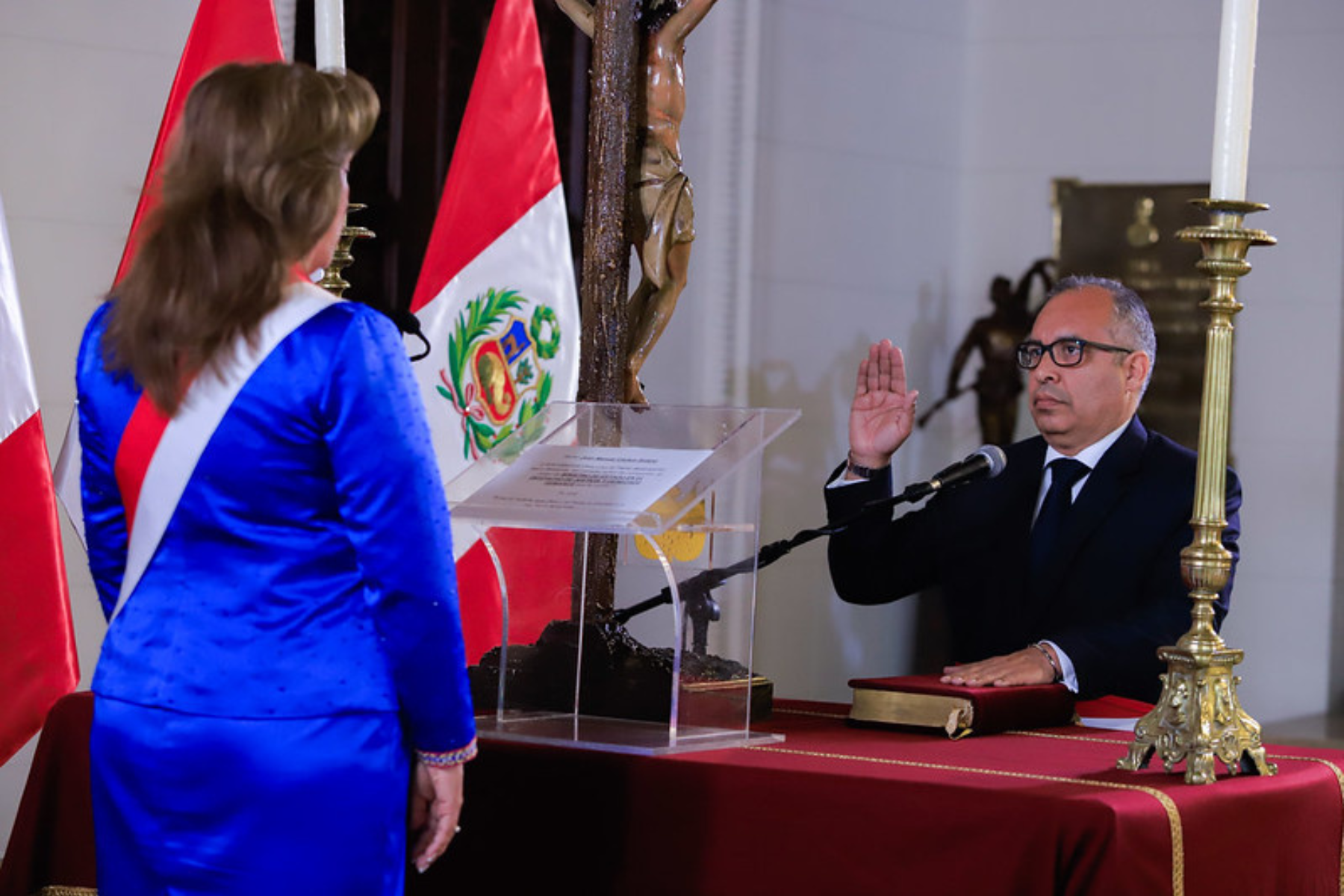 Juan Manuel Cavero Solano juró como nuevo ministro de Justicia