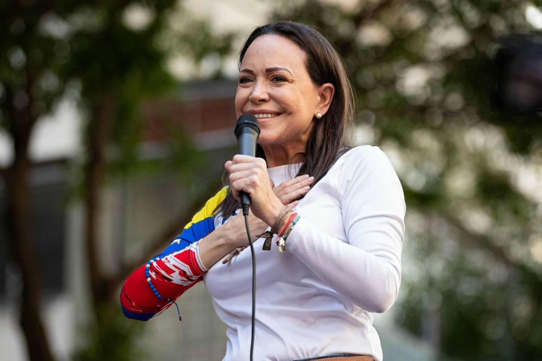 María