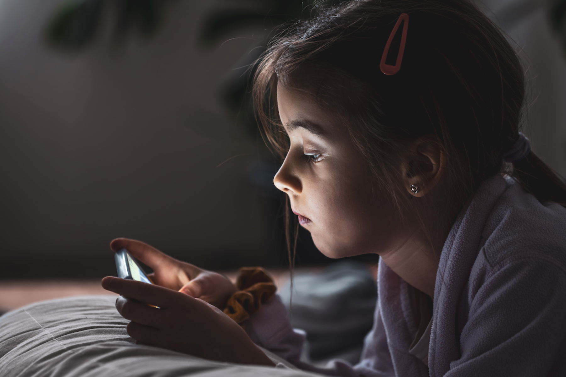 Dinamarca prohíbe las redes sociales a menores de 15 años.