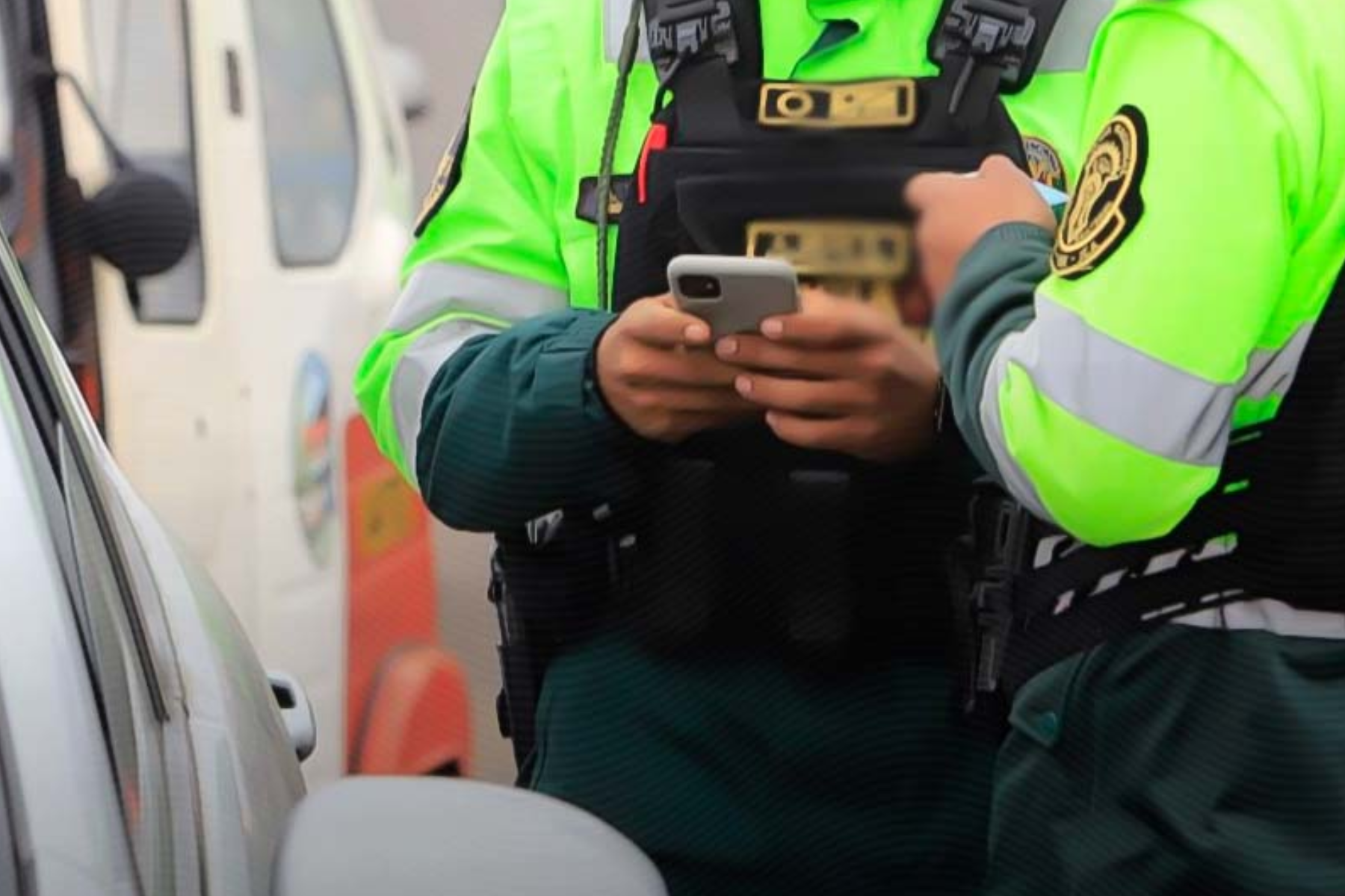Policía