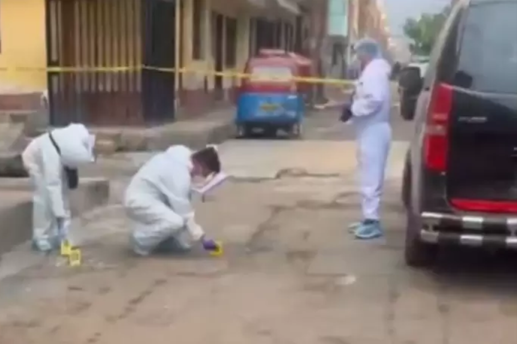 Dos adolescentes baleados cerca de sus viviendas.