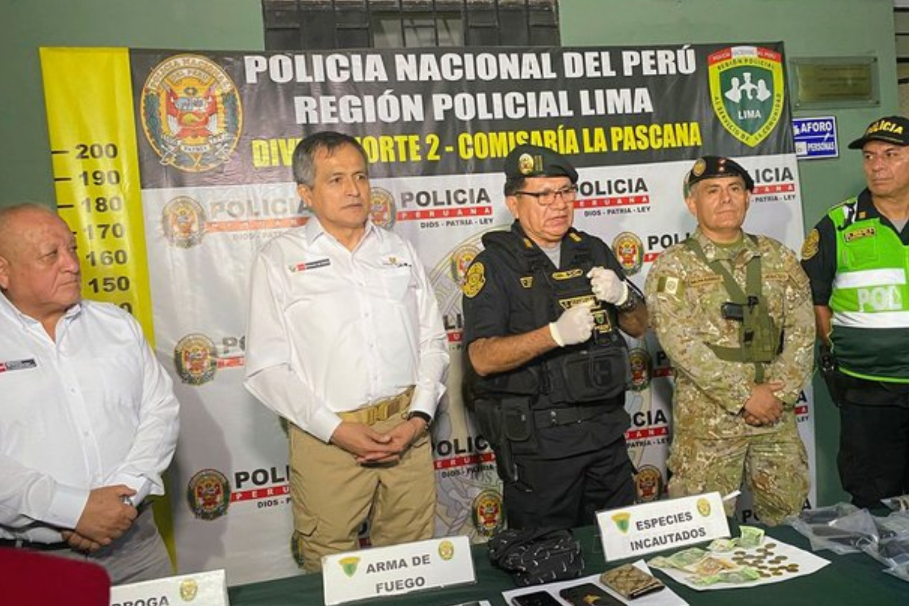 Desarticulan banda en Comas.