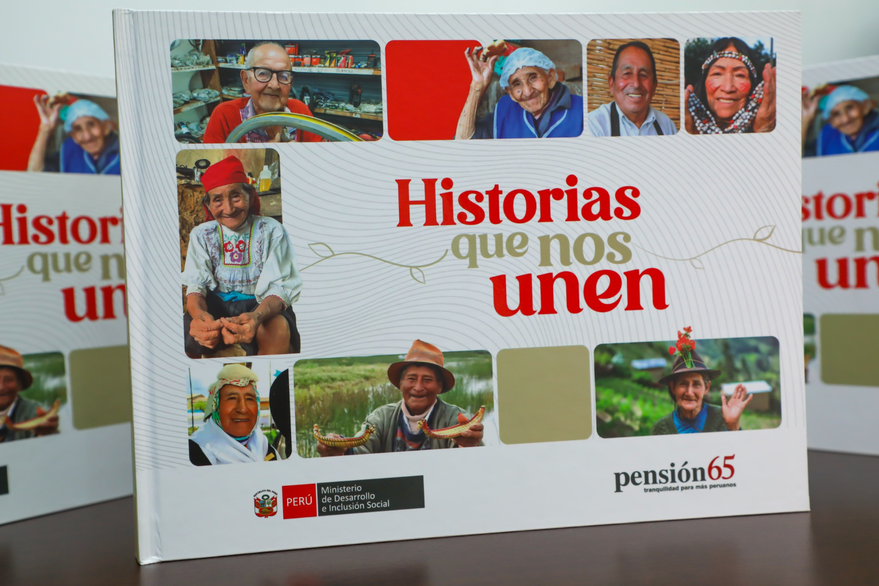 Midis inaugura nuevo libro.