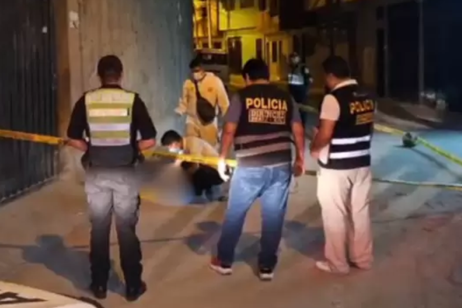 Asesinan a un hombre en SJL.