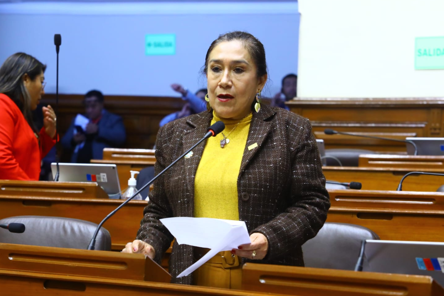 Congreso lanza ley para emolienteros.